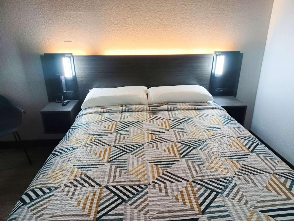 6-fresno, Ca - Blackstone North 2*